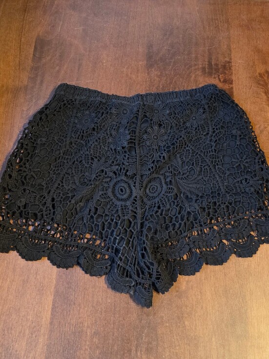 unbranded Pants - Crochet shorts size S